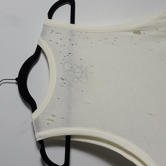 CHASER Paint Splatter Distressed Tank Cream Sleeveless Top Size Large - Picture 11 of 16